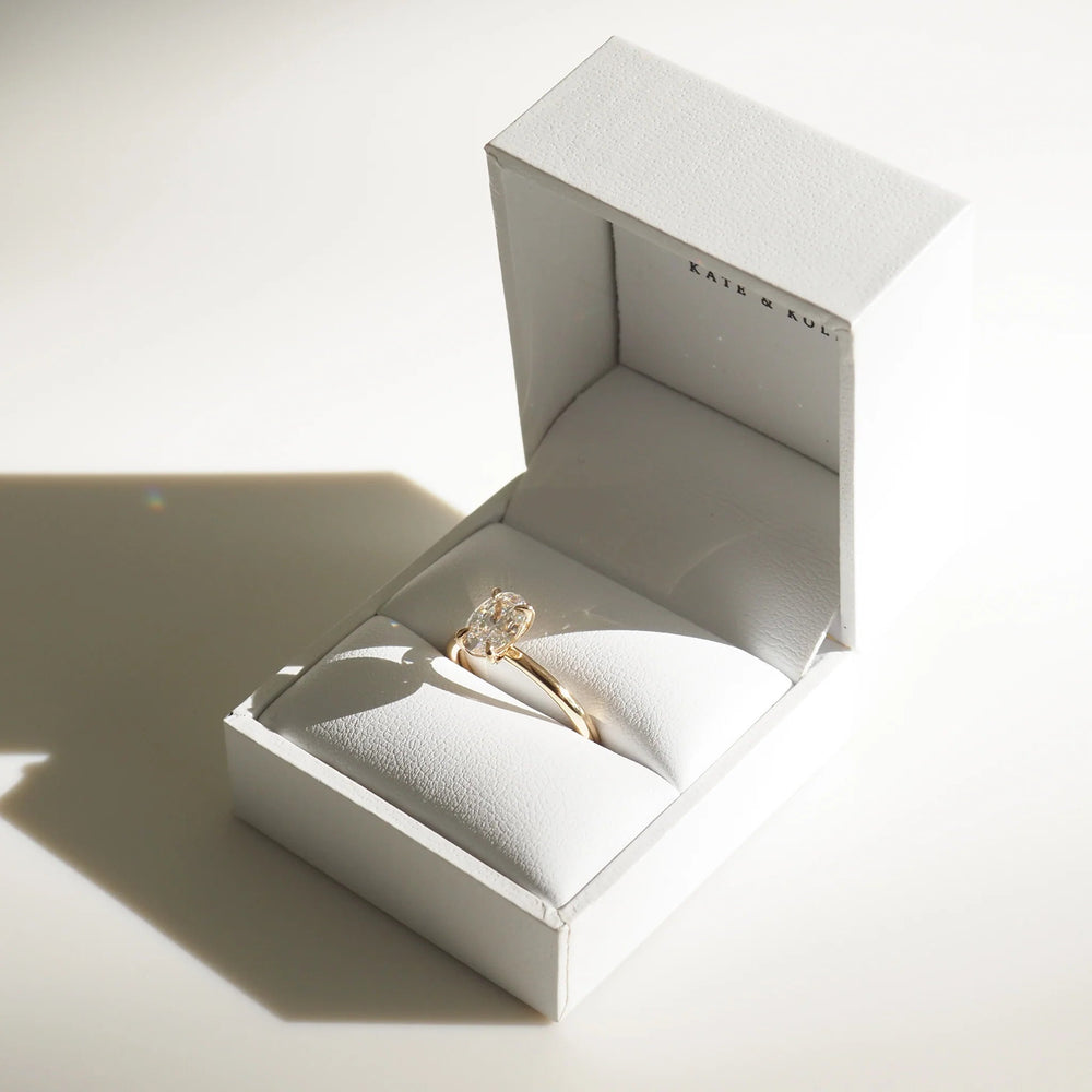 Oval Cut Labgrown Engagement Ring
