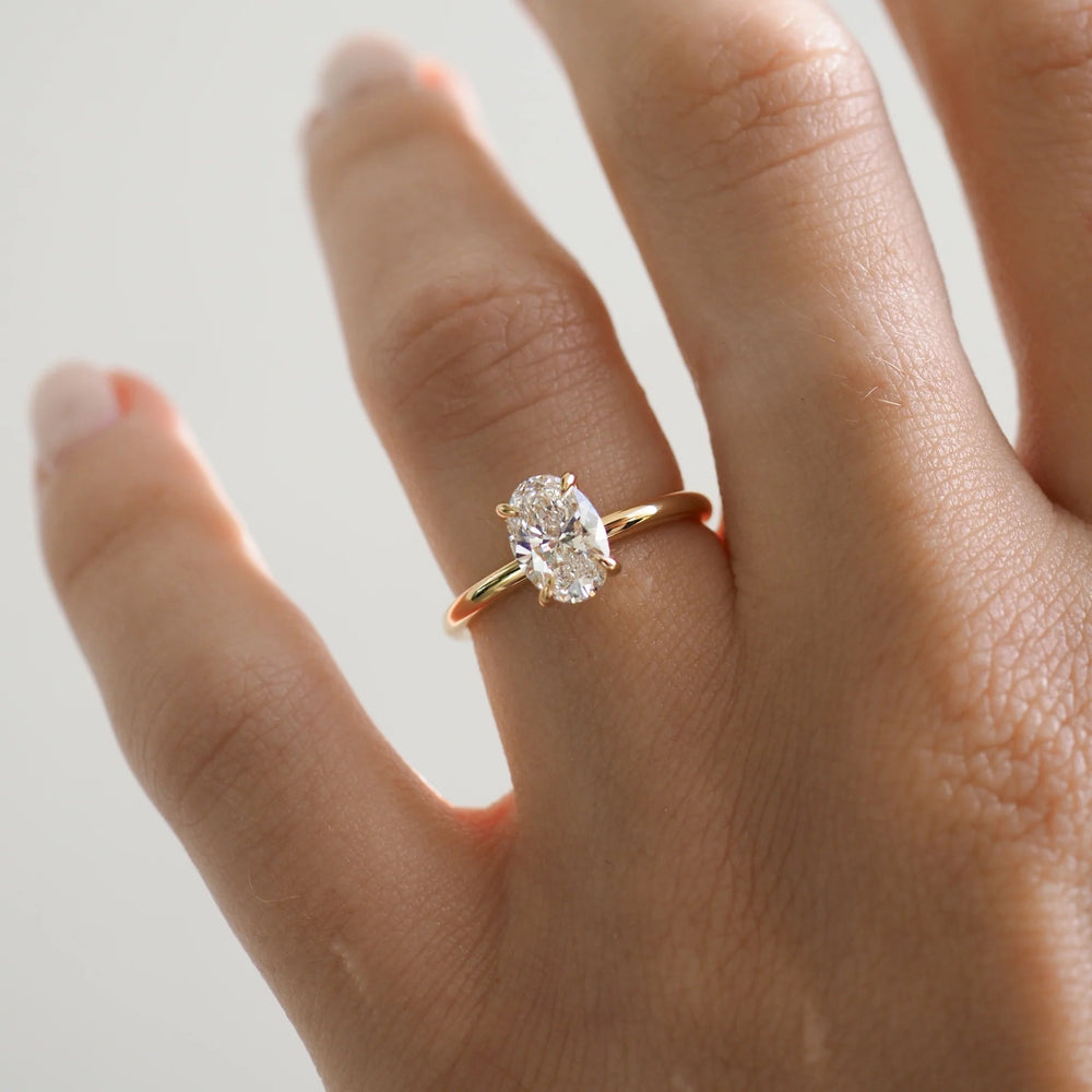 Oval Cut Labgrown Engagement Ring