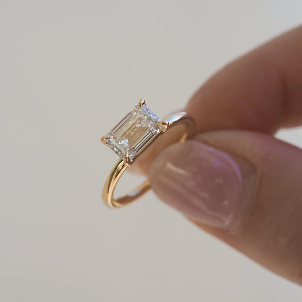 Emerald Cut Labgrown Engagement Ring