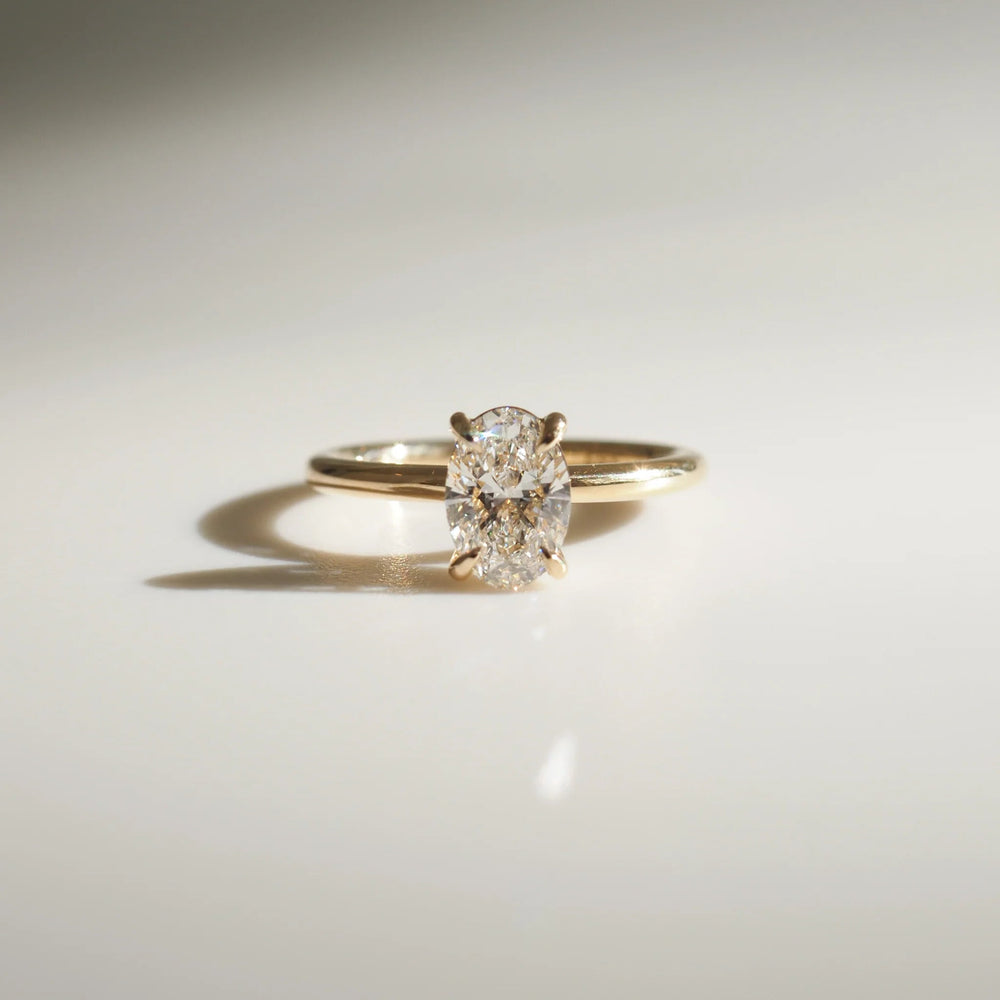 Oval Cut Labgrown Engagement Ring