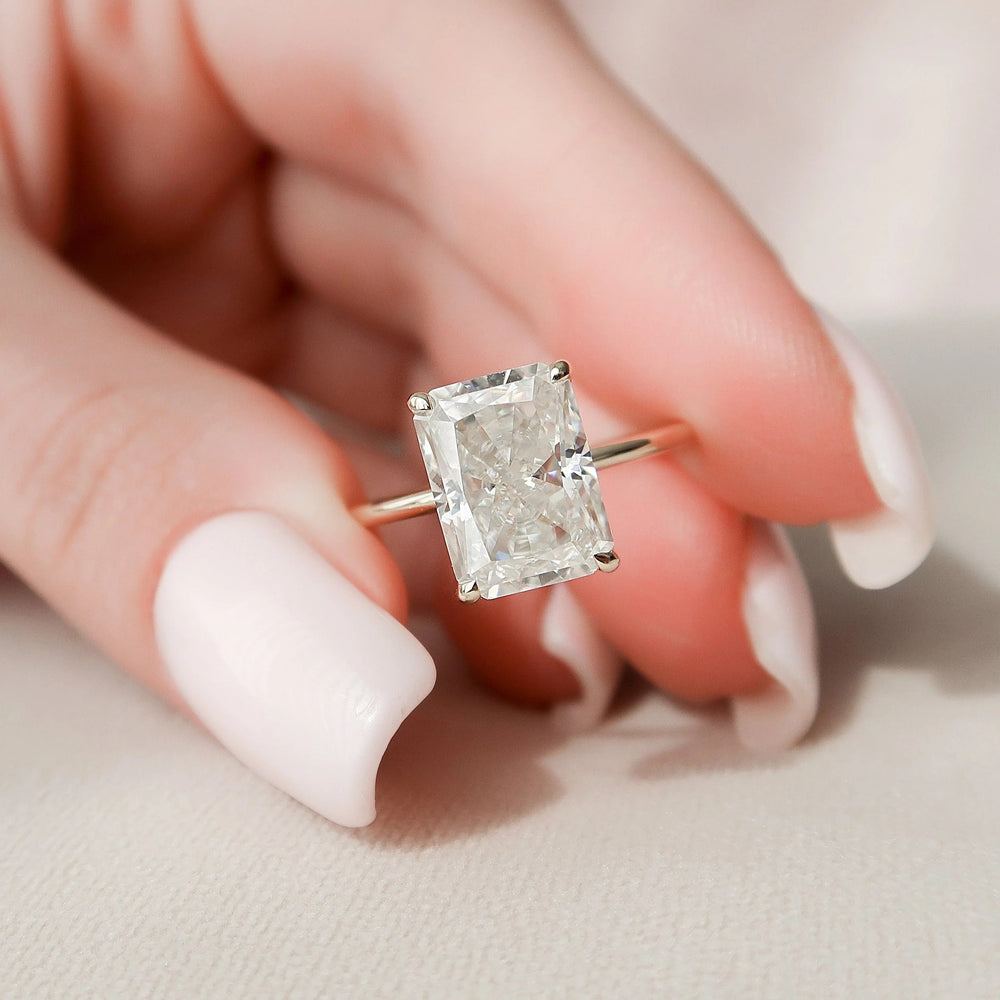 Radiant Cut Labgrown Engagement Ring
