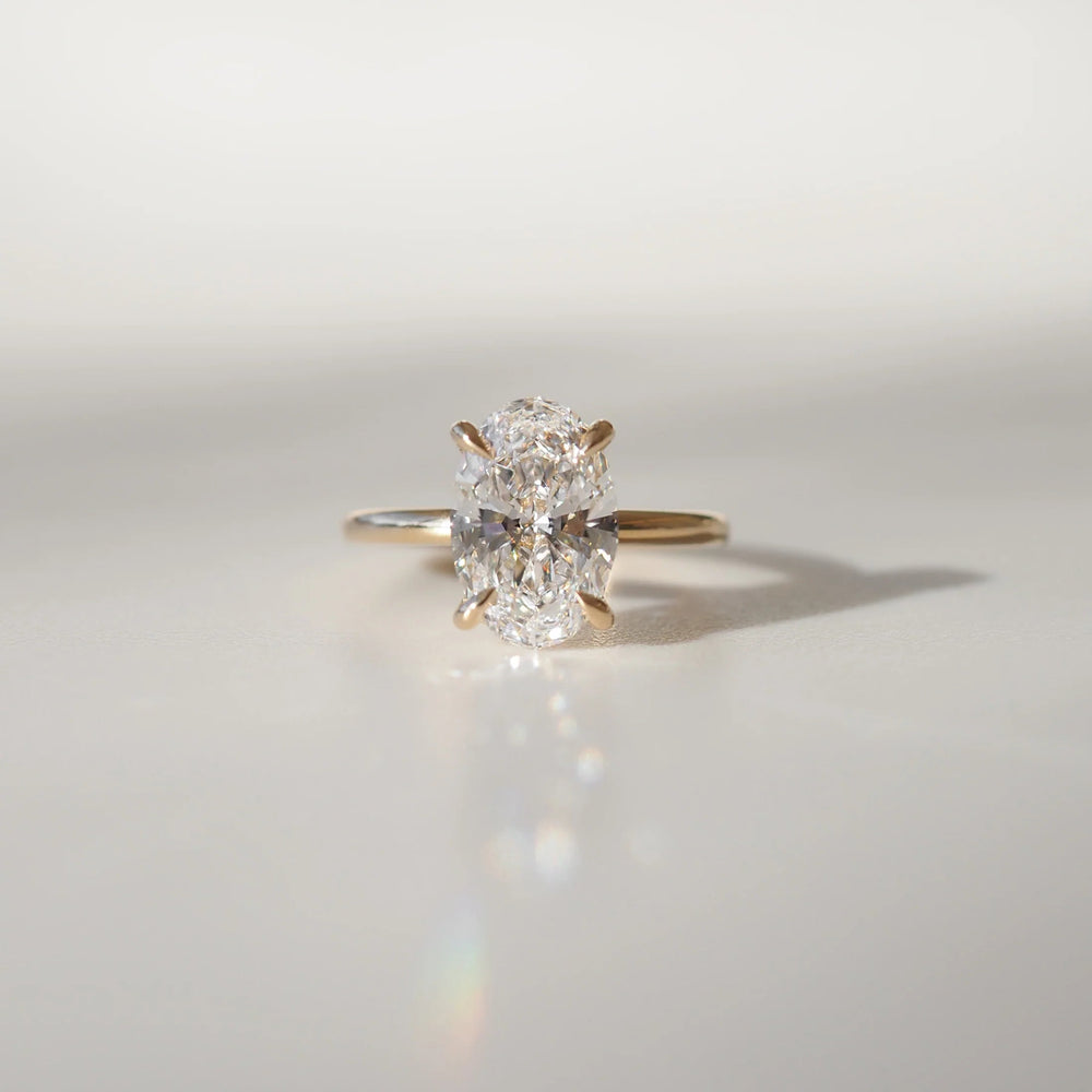 Oval Cut Labgrown Engagement Ring