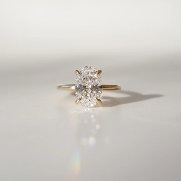 Oval Cut Labgrown Engagement Ring
