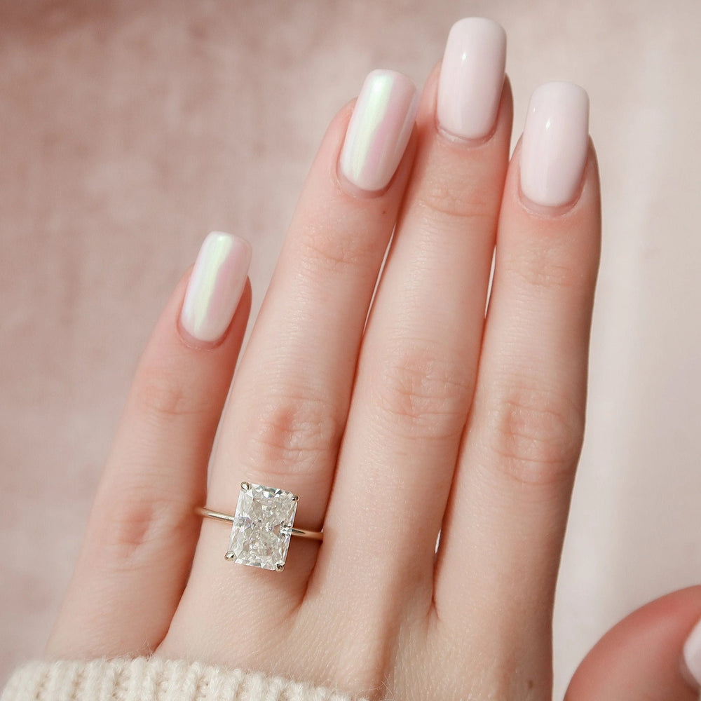 Radiant Cut Labgrown Engagement Ring