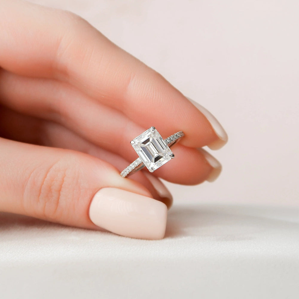 Emerald Cut Labgrown Engagement Ring