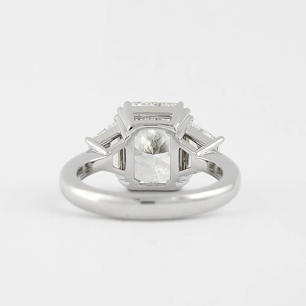 Radiant Cut Labgrown Engagement Ring