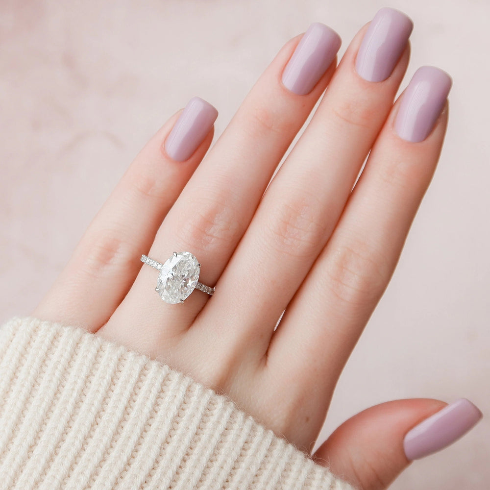 Oval Cut Labgrown Engagement Ring