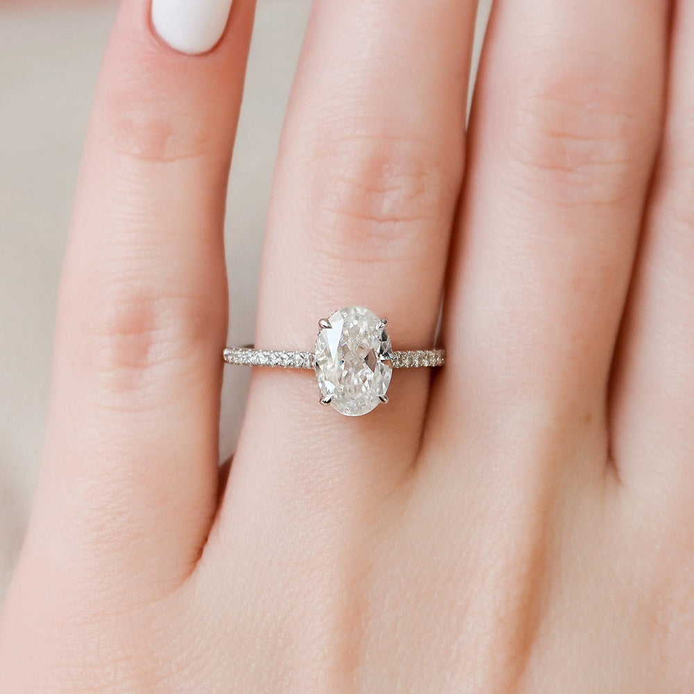 Oval Cut Labgrown Engagement Ring