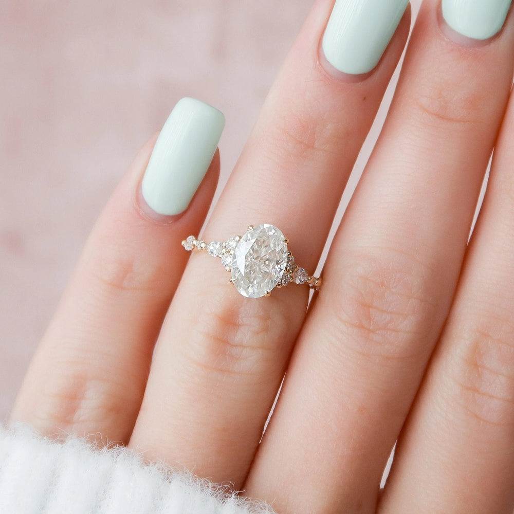 Oval Cut Labgrown Engagement Ring