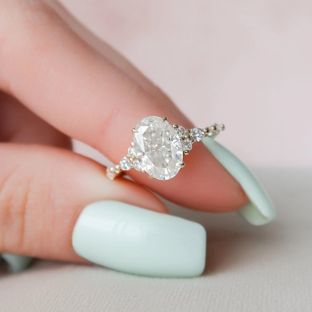 Oval Cut Labgrown Engagement Ring