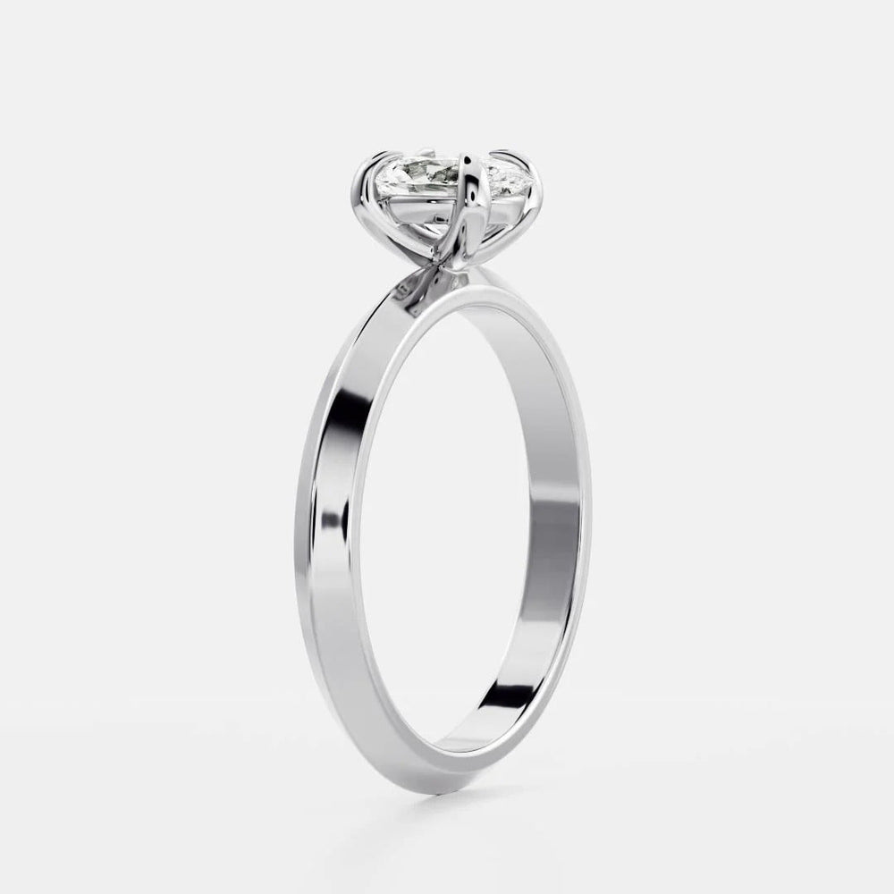 Oval Cut Labgrown Engagement Ring