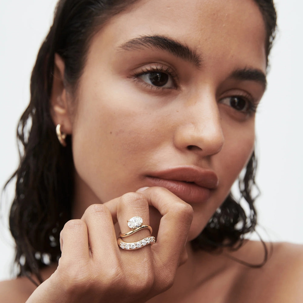 Oval Cut Labgrown Engagement Ring