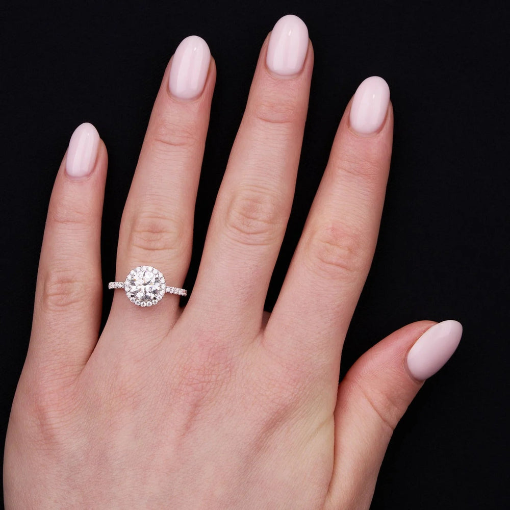 Round Brilliant Cut Labgrown Engagement Ring