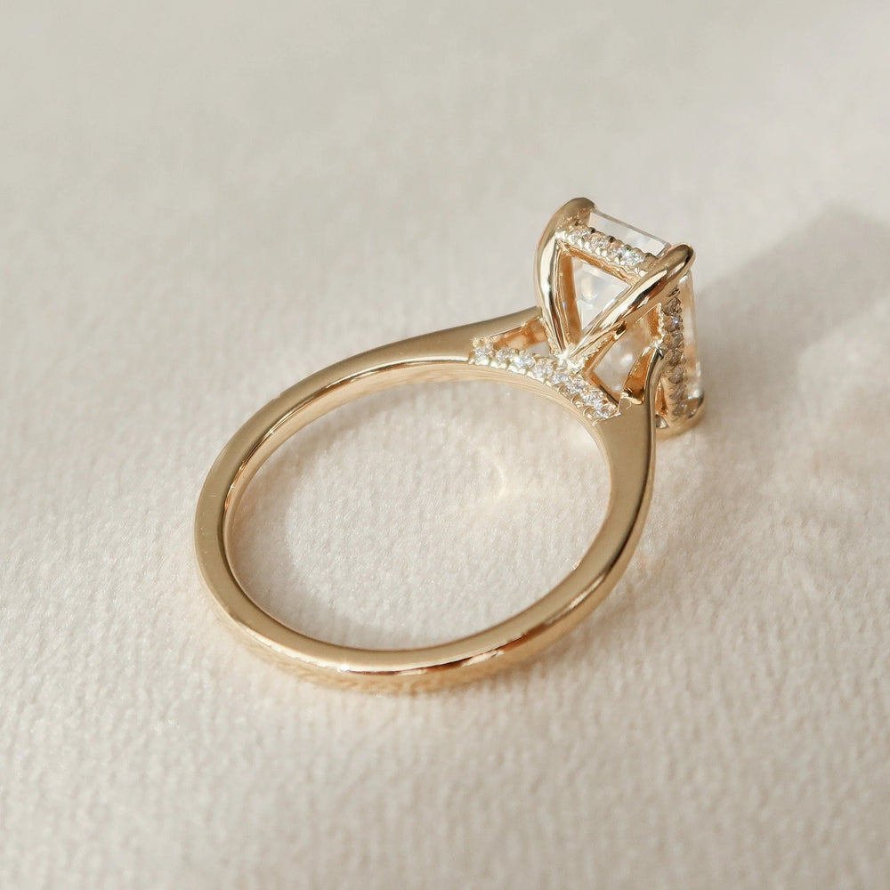 Emerald Cut Labgrown Engagement Ring