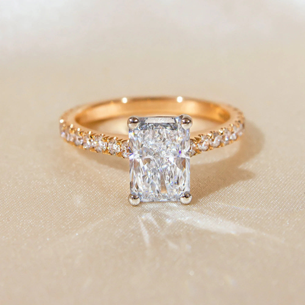 Radiant Cut Labgrown Engagement Ring