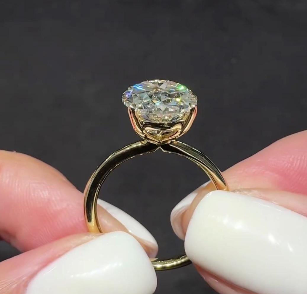 Oval 5.00ct Lab Diamond Solitaire Engagement Ring | IGI Certified D-E-F VVS–VS | Yellow Gold