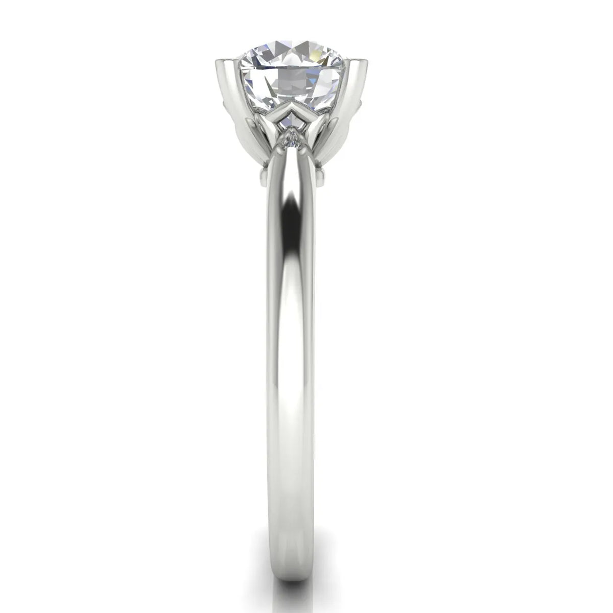Elegant Solitaire Ring with Timeless Appeal