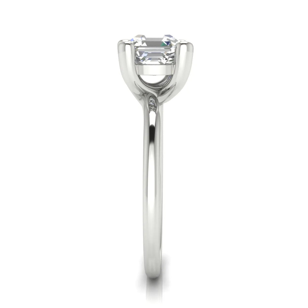 Romantic Solitaire Ring with Classic Setting
