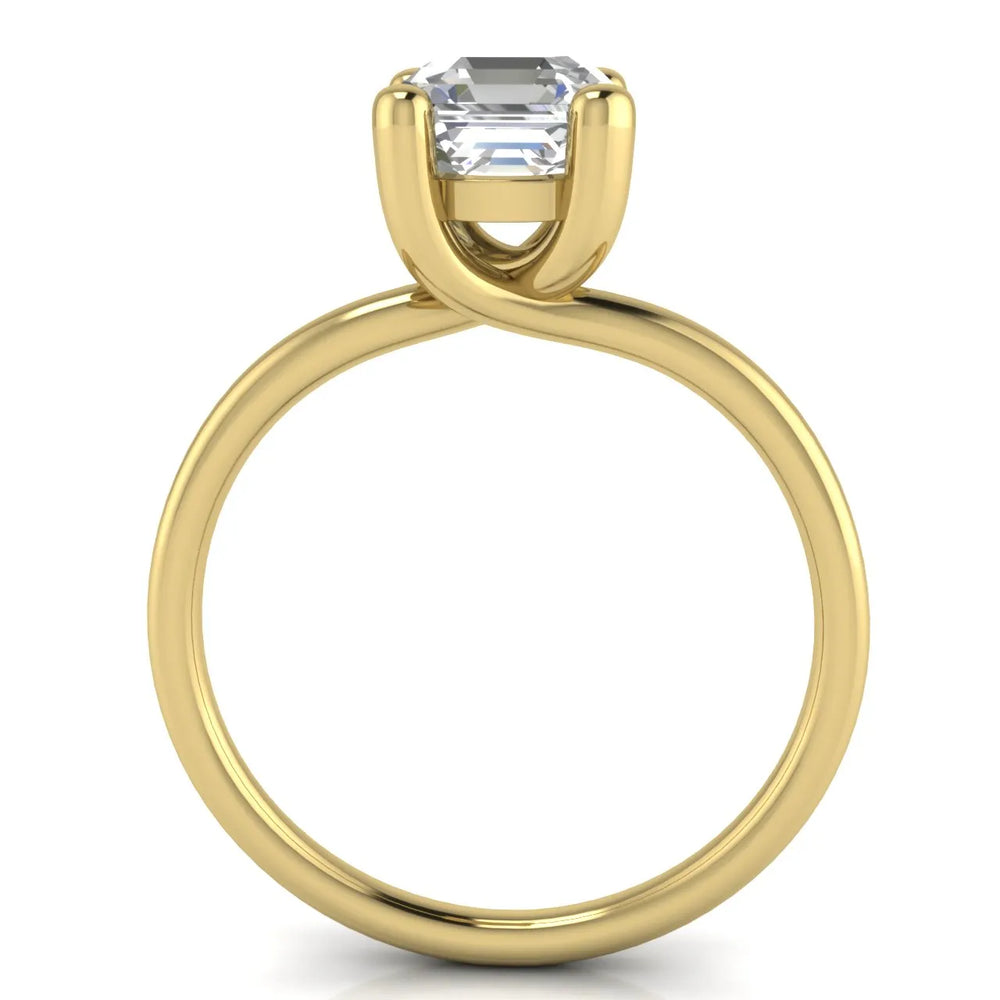 Romantic Solitaire Ring with Classic Setting
