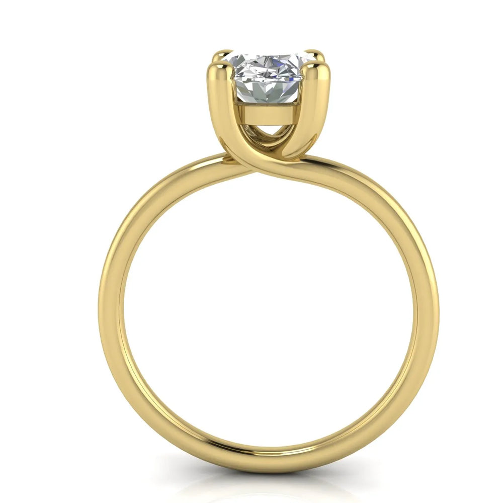 Romantic Solitaire Ring with Classic Setting