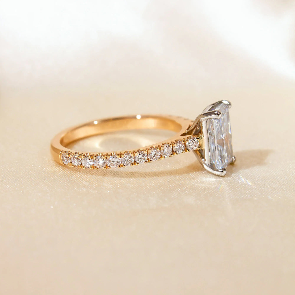 Radiant Cut Labgrown Engagement Ring