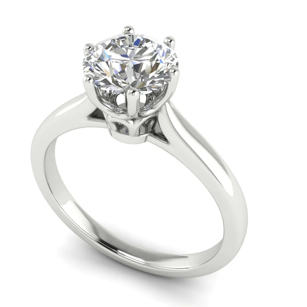 Romantic Solitaire Ring with Timeless Design
